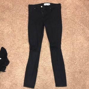 Black Skinny Jeans